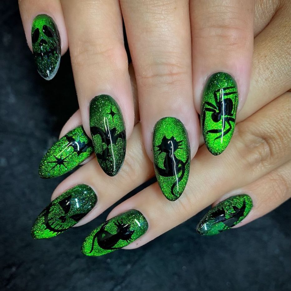 24pcs/Set Halloween Glow Green Background Black Devil Spider Cat Bat Ghost Face Press-On Nails