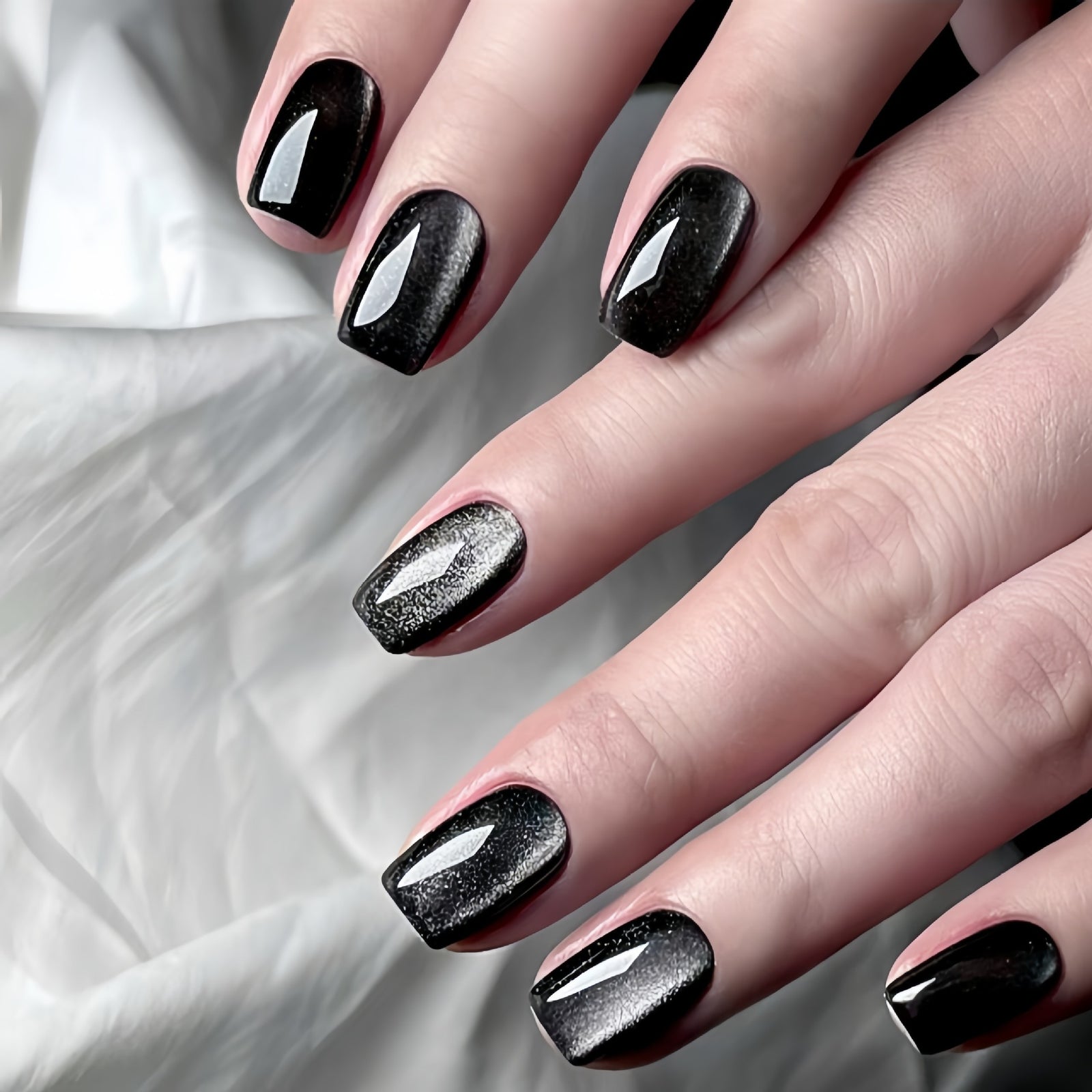 24pcs/Set Short Black Pearl Cat Eye Press-On Nails