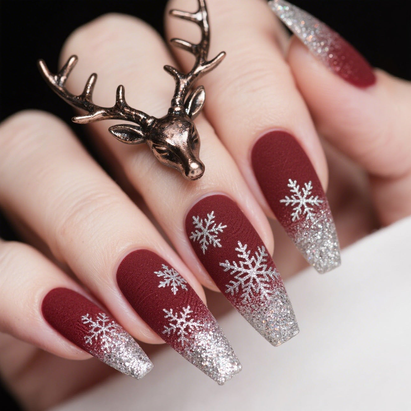 24pcs/Set Christmas Snowflake Burgundy Matte Silver Glitter Gradient Press-On Nails