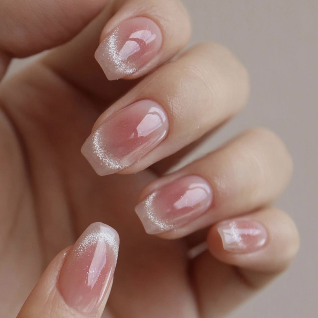 24pcs/Set Blushing Ombré French Cat's Eye Short Style Press-On Nails