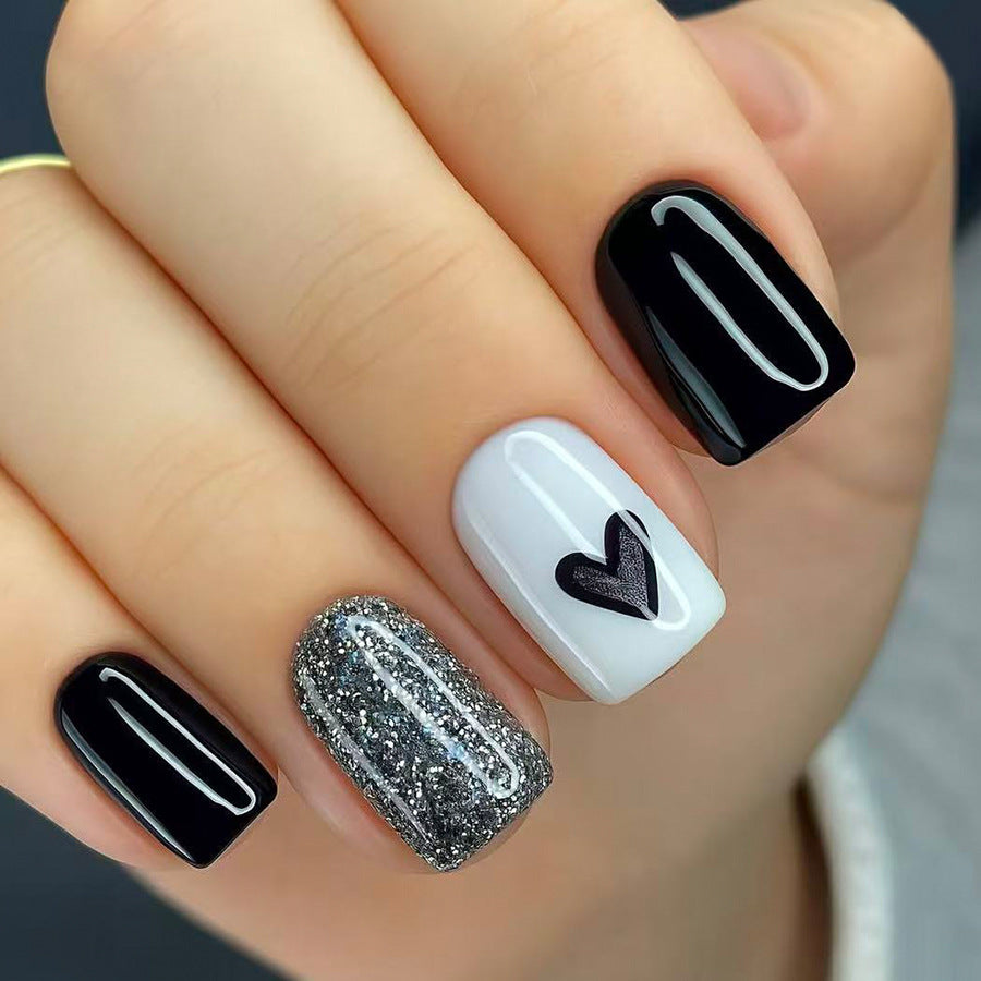 24pcs/Set Short Black Heart Glitter Press-On Nails
