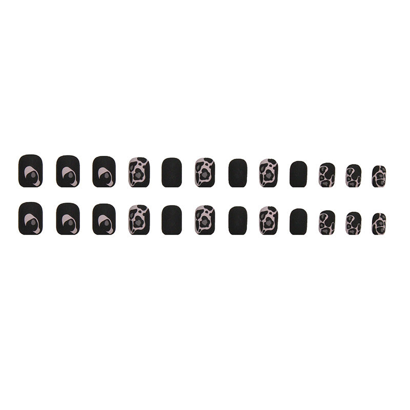 24pcs/Set Matte Black Leopard Print Short Style Press-On Nails