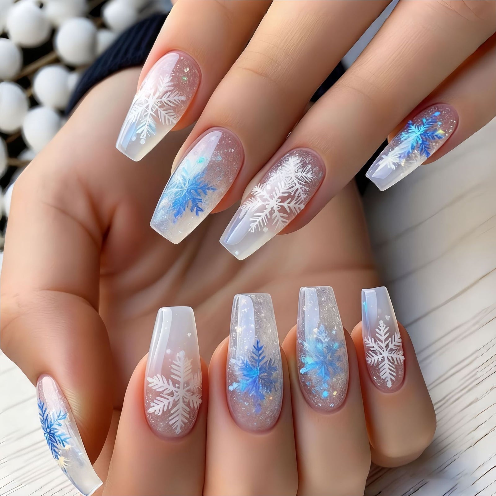 24pcs/Set Christmas Blue & White Snowflakes Press-On Nails