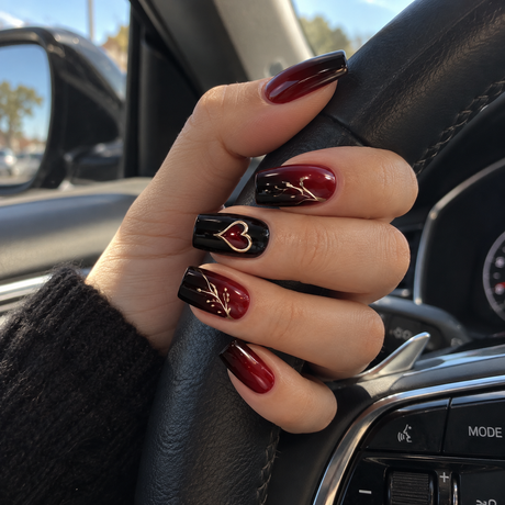 24pcs/Set Valentine's Day Heart Press-On Nails