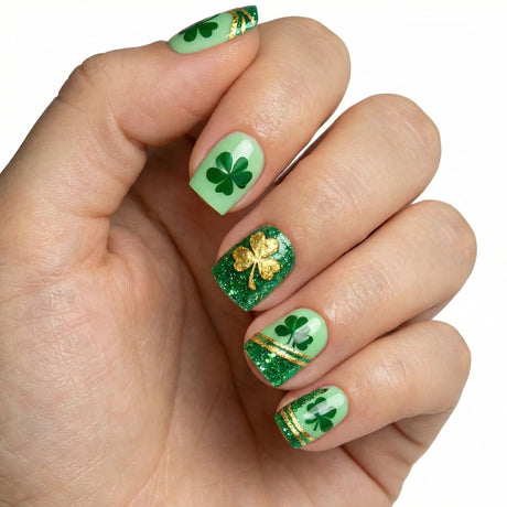 24pcs/Set Two-Tone Clover with Gold Detailing Short Press On Nails