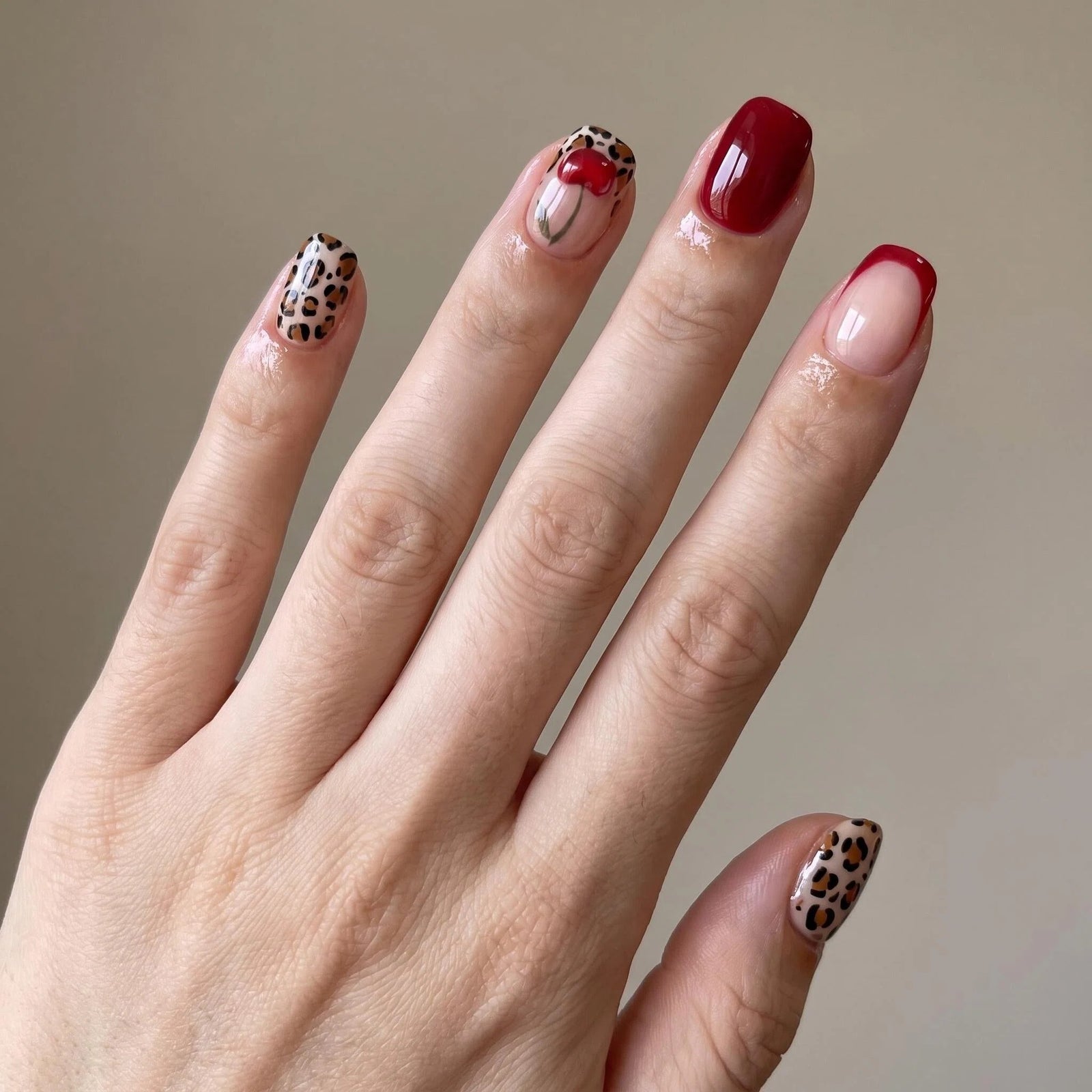 24pcs/Set Cherry French Leopard Press-On Nails